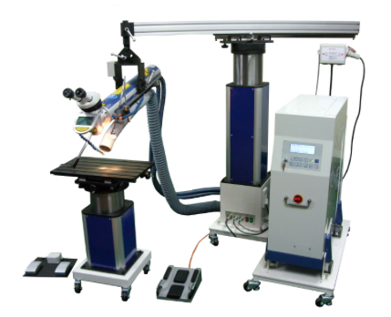 Máy hàn laser Al và bàn làm việc chữ T